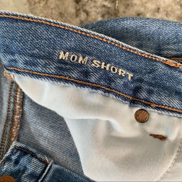 AE Mom Jean Shorts - Picture 3 of 5